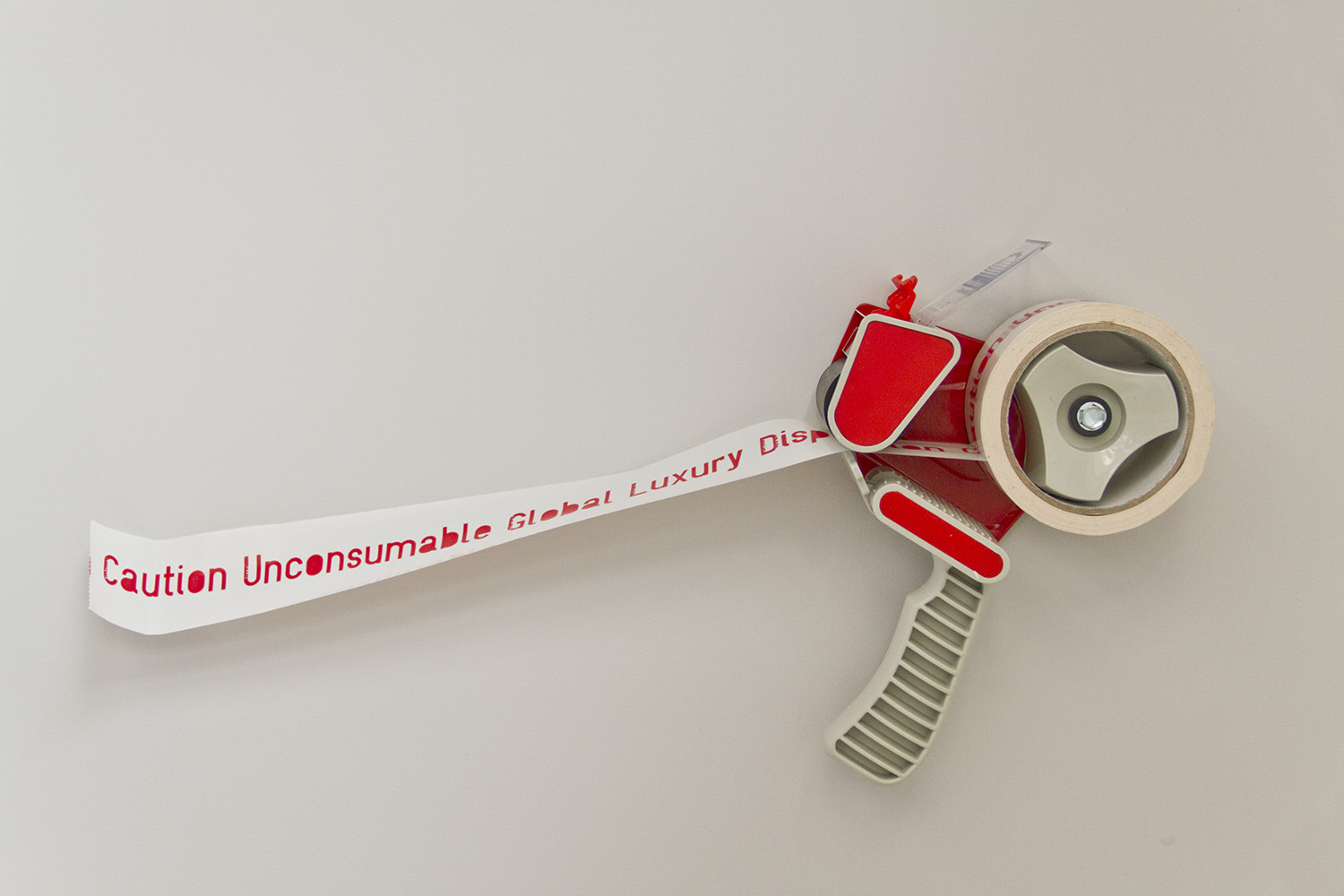 Unconsumable Global Luxury Dispersion, Promo! Including Packaging Tape and Dispenser. Multiple1